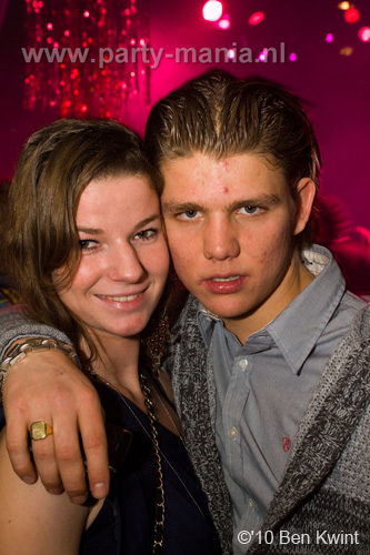 101215_048_housequake_partymania