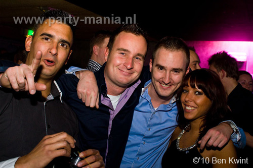 101215_068_housequake_partymania