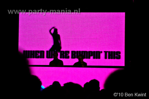 101215_069_housequake_partymania