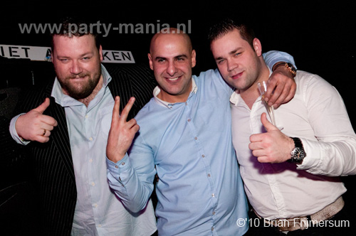 101226_020_franchise_partymania