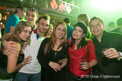 101226_040_franchise_partymania