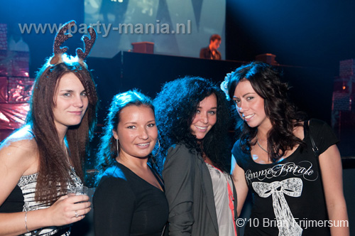 101226_063_franchise_partymania