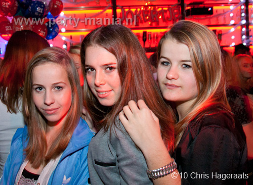 101228_008_jokertjes_bday_base_partymania