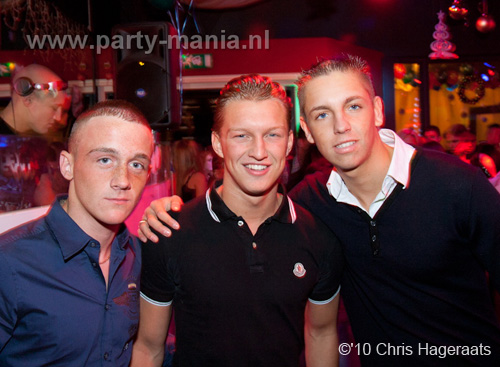 101228_014_jokertjes_bday_base_partymania