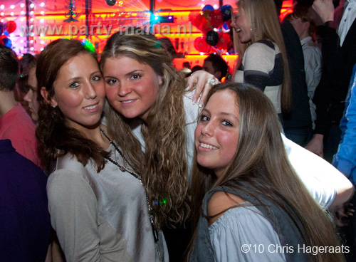 101228_100_jokertjes_bday_base_partymania