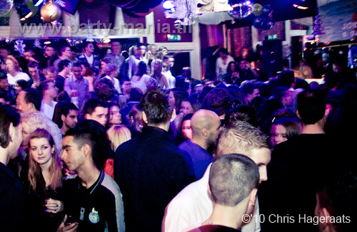 101228_126_jokertjes_bday_base_partymania
