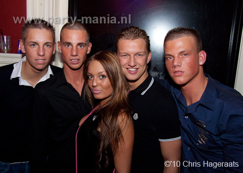 101228_165_jokertjes_bday_base_partymania