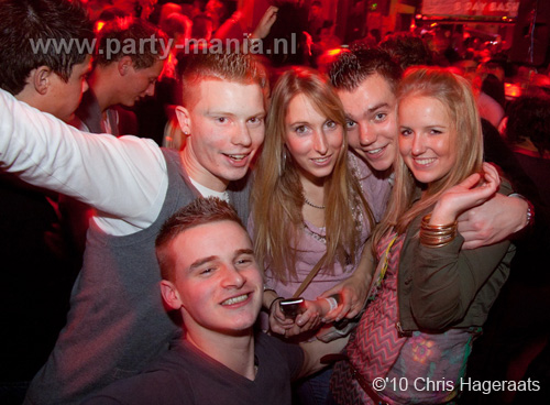 101228_194_jokertjes_bday_base_partymania
