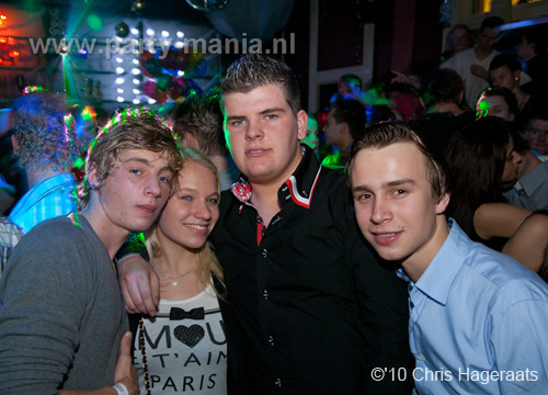 101228_209_jokertjes_bday_base_partymania