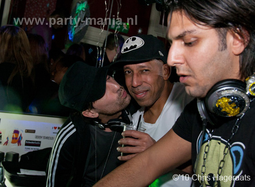 101228_211_jokertjes_bday_base_partymania