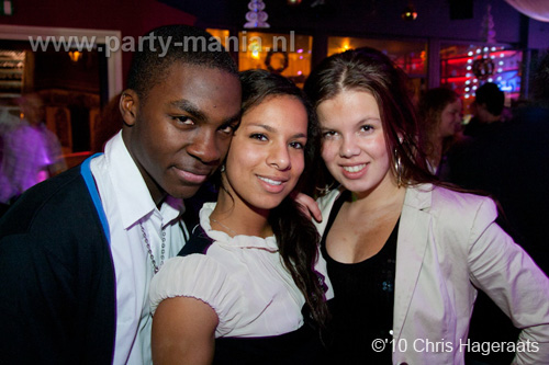 101231_015_le_paris_partymania