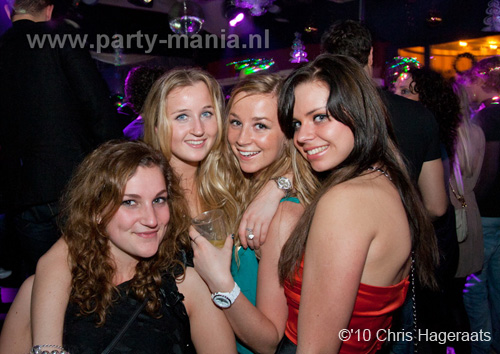 101231_044_le_paris_partymania