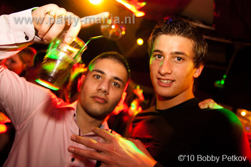 110107_033_maximaal_partymania