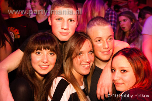 110107_046_maximaal_partymania