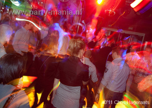 110122_013_80s_and_90s_partymania