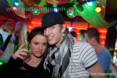 110122_037_80s_and_90s_partymania