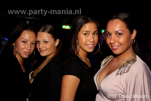 110122_002_i_love_los_partymania