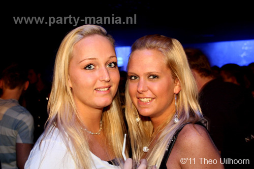 110122_041_i_love_los_partymania