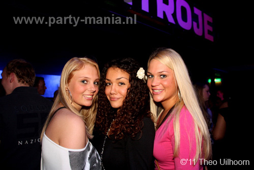 110122_042_i_love_los_partymania