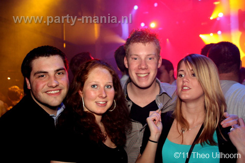 110122_043_i_love_los_partymania