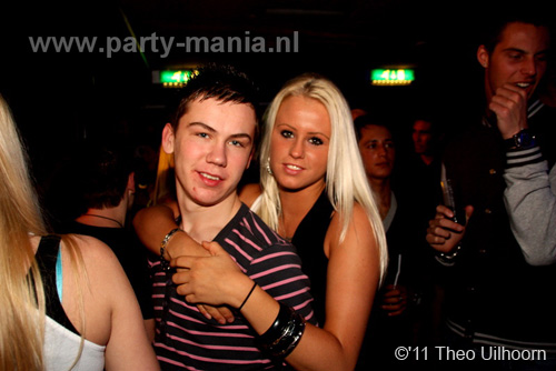 110122_054_i_love_los_partymania