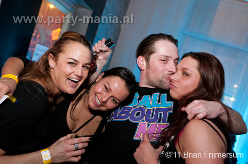 110128_022_go_partymania