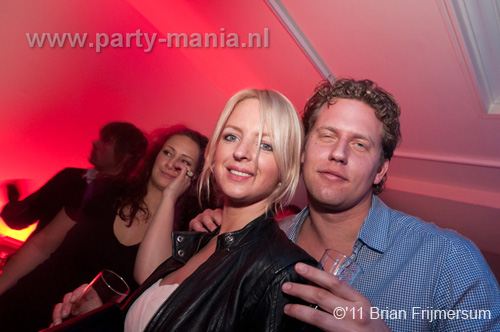 110129_007_secret_saturday_partymania