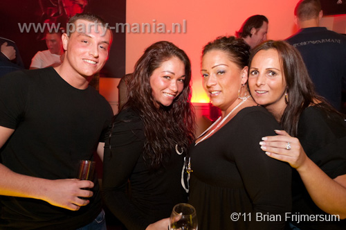 110129_046_secret_saturday_partymania