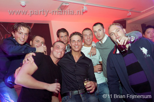 110129_050_secret_saturday_partymania