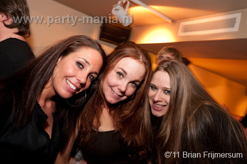 110129_061_secret_saturday_partymania