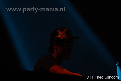 110205_074_billy_the_klit_partymania