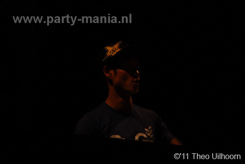 110205_076_billy_the_klit_partymania