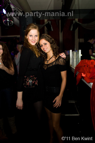 110211_002_maximaal_partymania