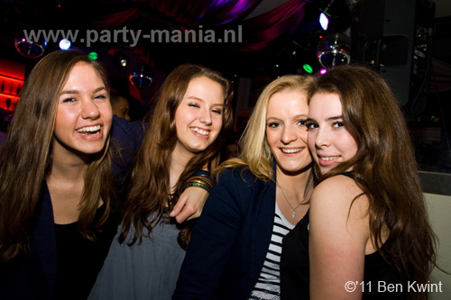 110211_003_maximaal_partymania