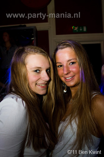 110211_012_maximaal_partymania