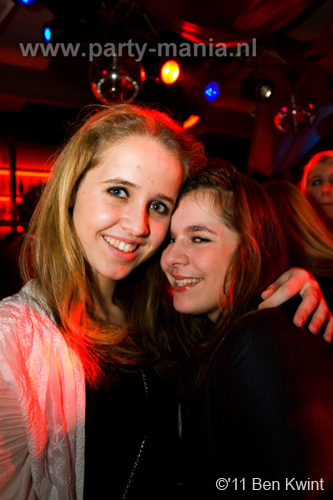 110211_032_maximaal_partymania