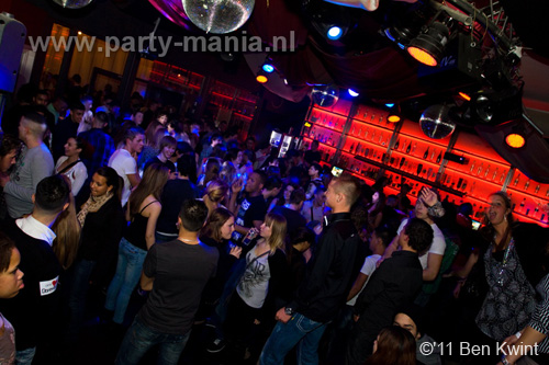 110211_034_maximaal_partymania