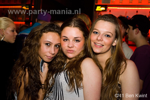 110211_056_maximaal_partymania