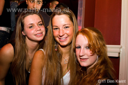 110211_060_maximaal_partymania