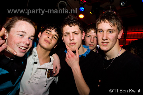 110211_063_maximaal_partymania