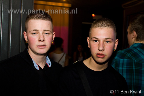 110211_103_maximaal_partymania