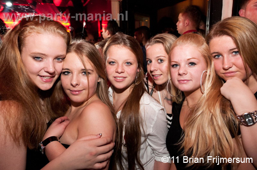 110212_006_dopenez_partymania