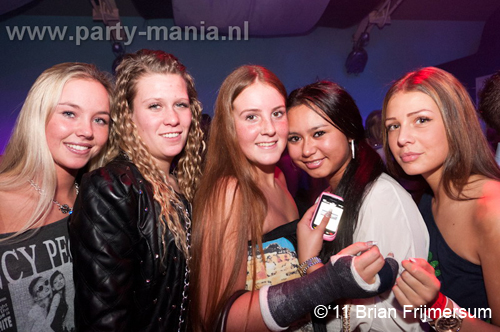 110212_007_dopenez_partymania