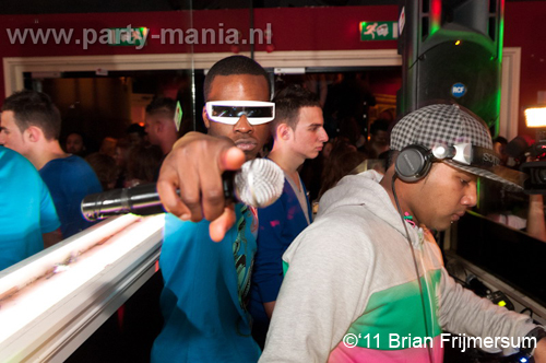 110212_043_dopenez_partymania