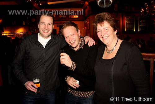 110225_07_80s90s_fiddler_partymania