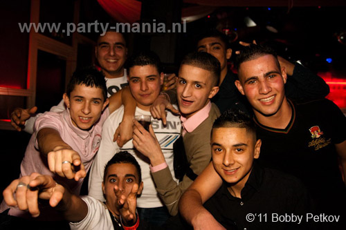 110225_006_maximaal_leparis_partymania