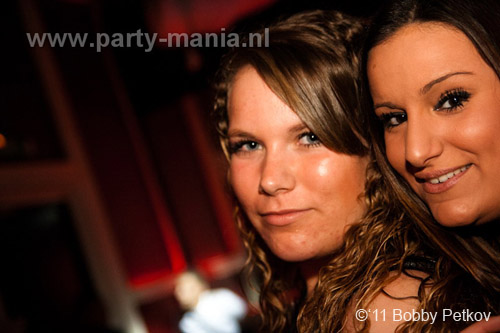 110225_011_maximaal_leparis_partymania