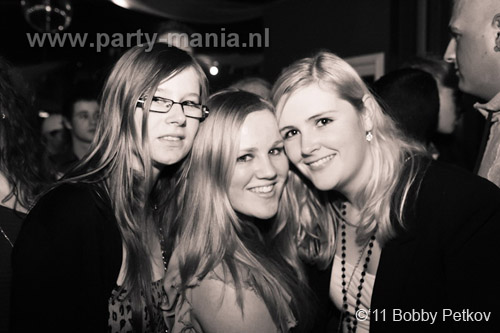 110225_029_maximaal_leparis_partymania