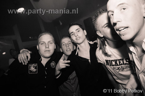 110225_034_maximaal_leparis_partymania