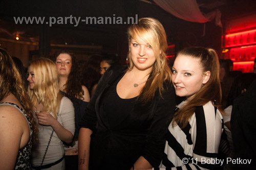 110225_039_maximaal_leparis_partymania